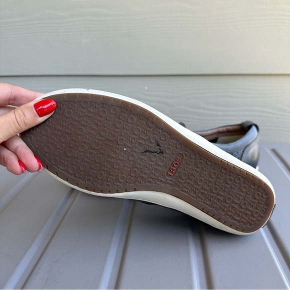 TAOS Court Leather Perforated Low Top Slip On Shoes Charcoal Leather Size 7 - Picture 8 of 8